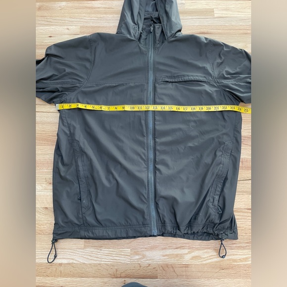 Men’s XL hooded zip front jacket by REI - Picture 3 of 8